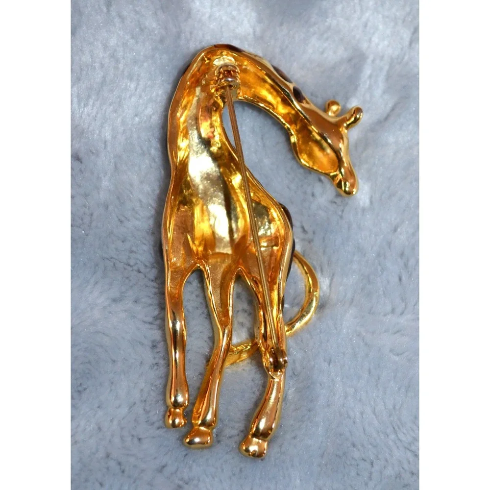 Vintage Gold Tone Giraffe Brooch / Pin  2.75